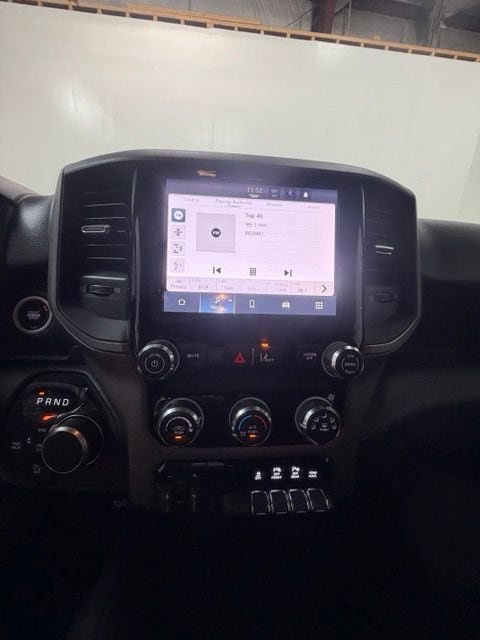 New 2026 RAM 1500 Express AWD/4WD image 16