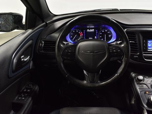 Used 2015 Chrysler 200 S w/ Comfort Group image 12