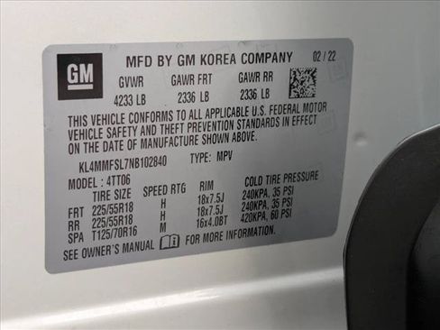 Used 2022 Buick Encore GX Essence w/ Advanced Technology Package FWD image 23