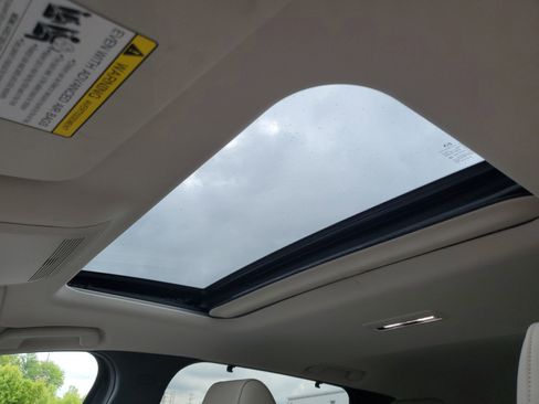 Used 2024 MAZDA CX-90 Plug-In Hybrid w/ Preferred image 19