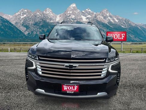 Used 2024 Chevrolet Tahoe High Country w/ Advanced Technology Package AWD/4WD image 2
