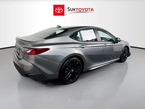 Used 2025 Toyota Camry SE w/ Multimedia Upgrade Package FWD image 4