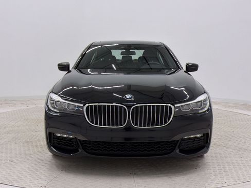 Used 2019 BMW 740i xDrive w/ M Sport Package AWD/4WD image 6