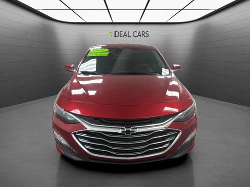 Used 2021 Chevrolet Malibu LT FWD image 2