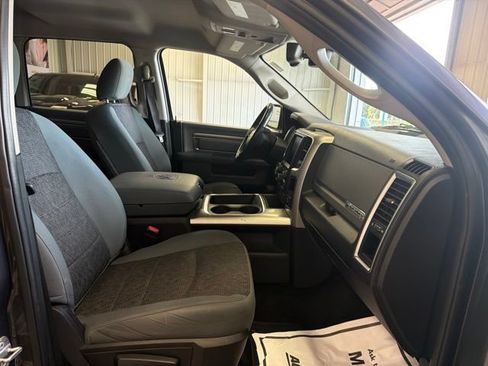 Used 2017 RAM 1500 Big Horn AWD/4WD image 25