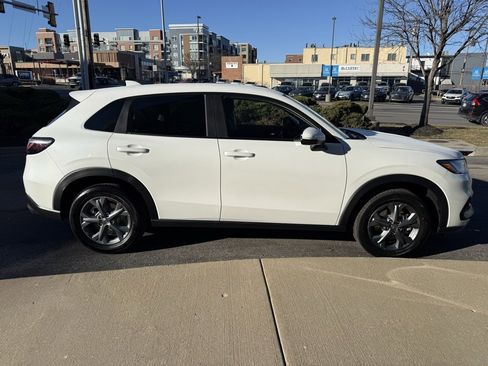 New 2026 Honda HR-V LX image 4