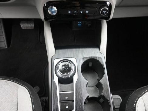Used 2023 Ford Escape Active w/ Tech Pack #1 AWD/4WD image 15