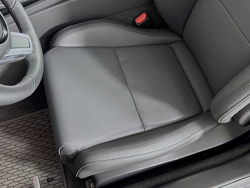 New 2024 Jaguar F-TYPE R-Dynamic image 19