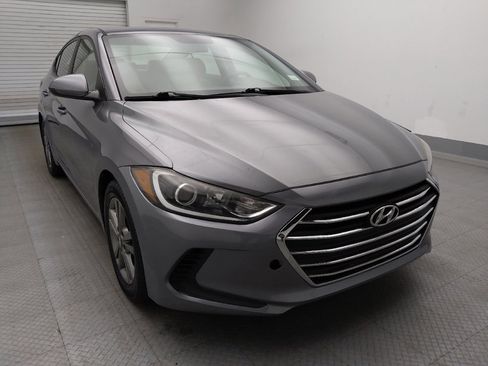 Used 2018 Hyundai Elantra SEL FWD image 13