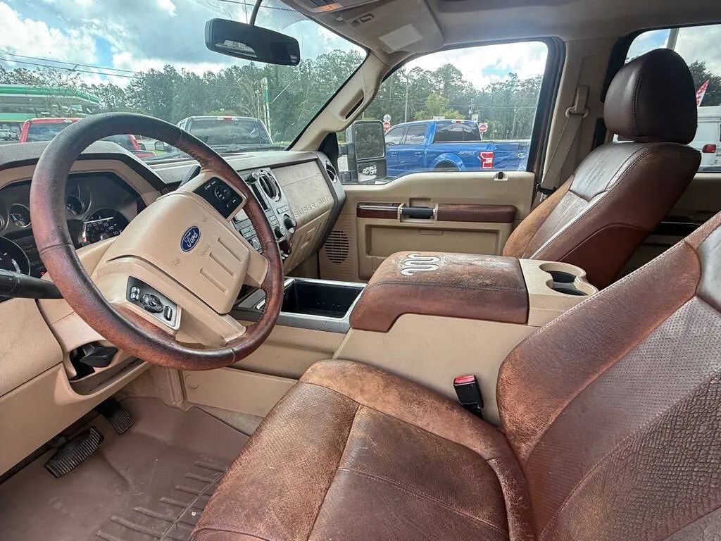 Used 2011 Ford F350 King Ranch w/ FX4 Off Road Pkg AWD/4WD image 9
