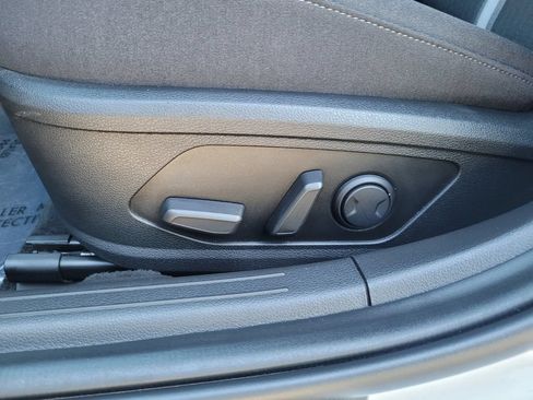 Used 2025 Hyundai Sonata SEL FWD image 13