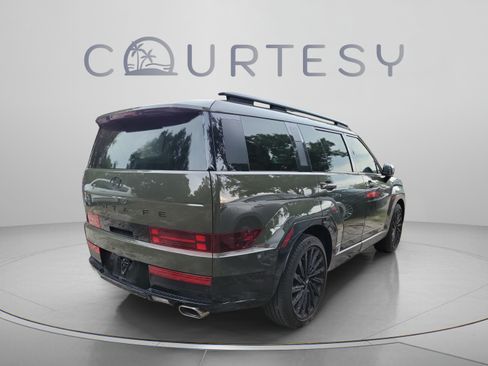 Used 2025 Hyundai Santa Fe Calligraphy FWD image 18
