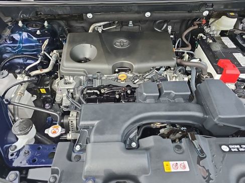 Used 2024 Toyota RAV4 XLE Premium FWD image 32