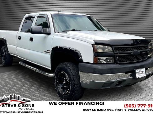 Used 2005 Chevrolet Silverado 2500 LS w/ Heavy-Duty Power Package AWD/4WD image 1