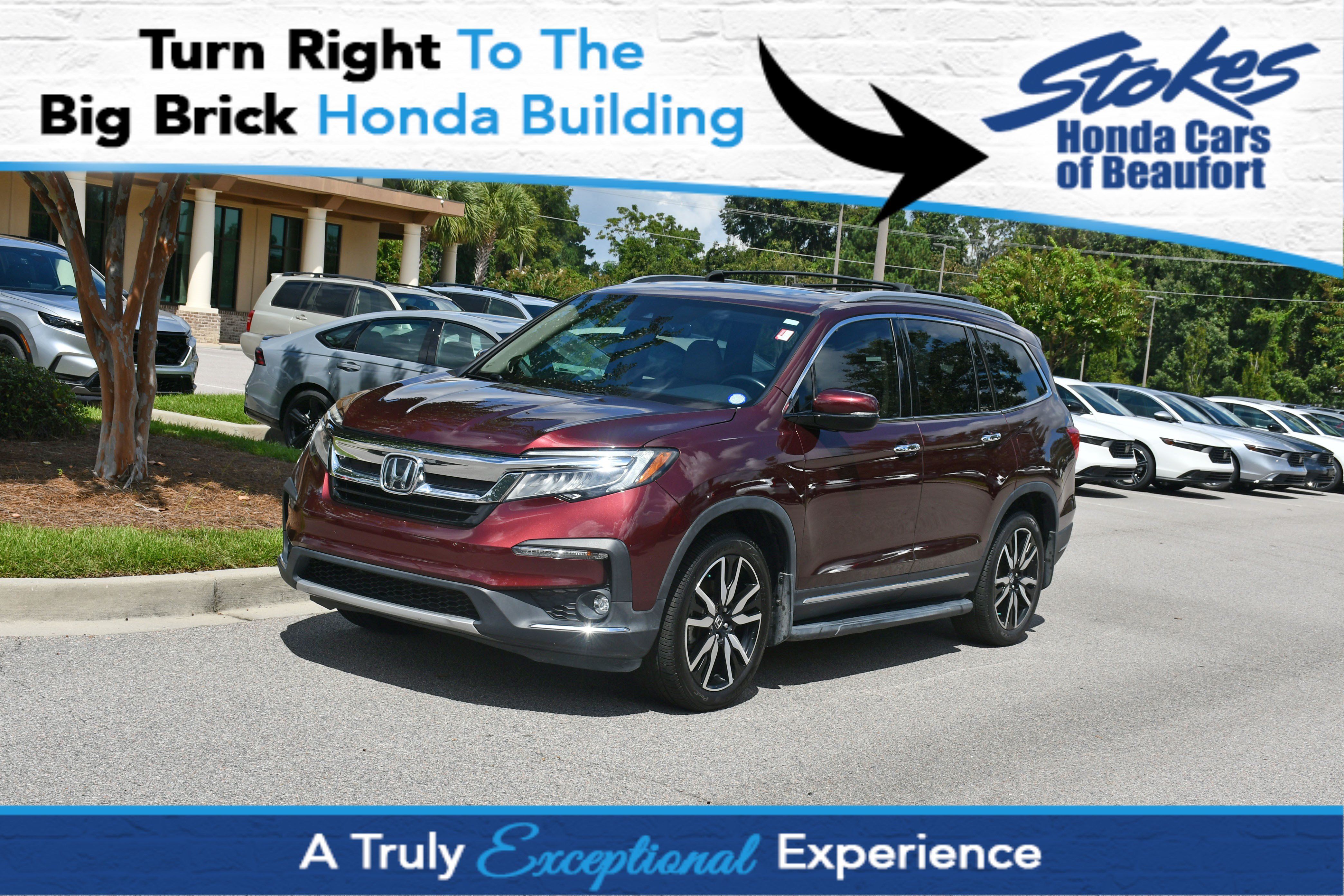 Used 2021 Honda Pilot Touring image 1