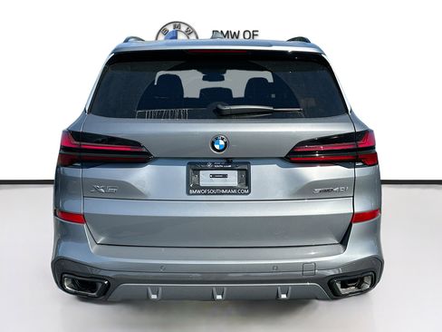 New 2026 BMW X5 sDrive40i w/ M Sport Package image 5