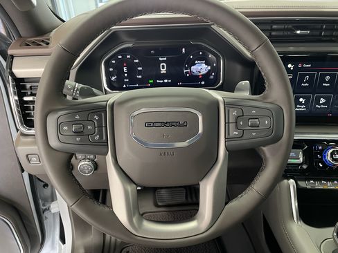 New 2026 GMC Sierra 1500 Denali w/ Denali Reserve Package image 15