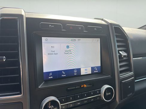 Used 2020 Ford Expedition XLT w/ Equipment Group 202A image 24