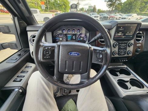 Used 2016 Ford F350 Lariat w/ Lariat Ultimate Package AWD/4WD image 17