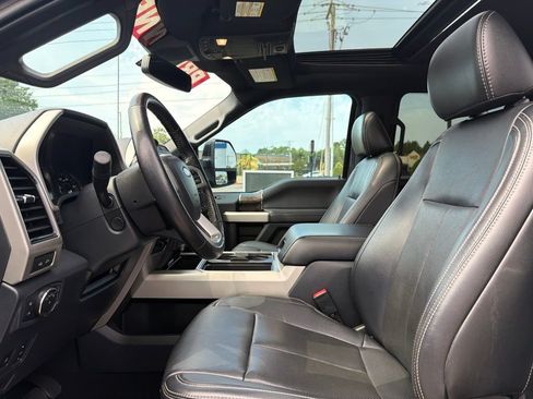 Used 2022 Ford F250 Lariat w/ Black Appearance Package AWD/4WD image 23
