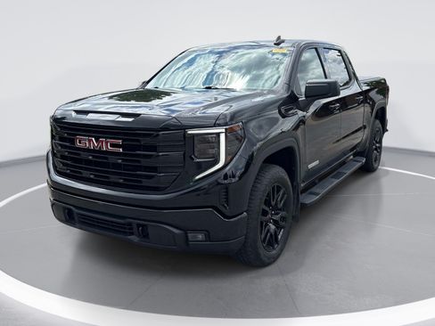 Used 2022 GMC Sierra 1500 Elevation AWD/4WD image 3
