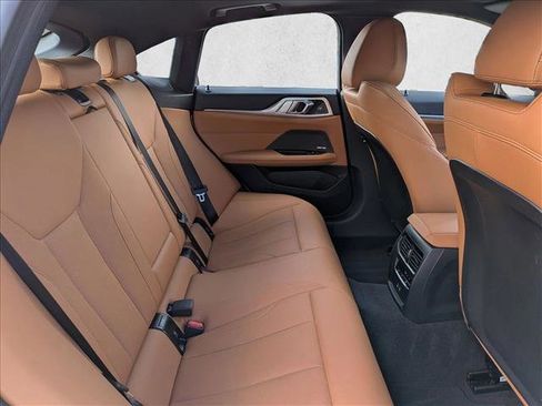 Used 2025 BMW 430i xDrive w/ Premium Package image 21