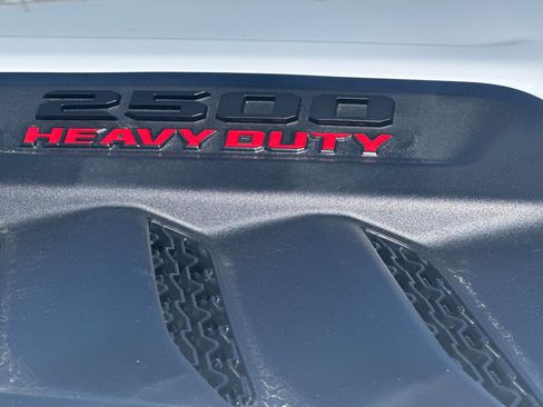 New 2026 RAM 2500 Laramie AWD/4WD image 25