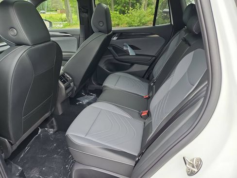 New 2026 Volkswagen Tiguan SE R-Line AWD/4WD image 20