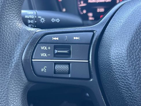 Certified 2024 Honda Accord EX image 9