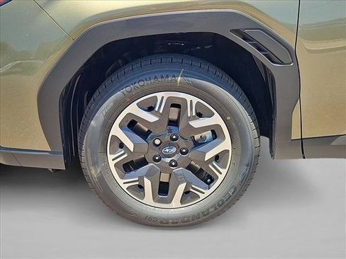 New 2026 Subaru Forester Premium AWD/4WD image 10