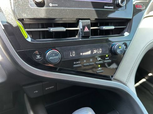 Used 2023 Toyota Camry SE FWD image 30