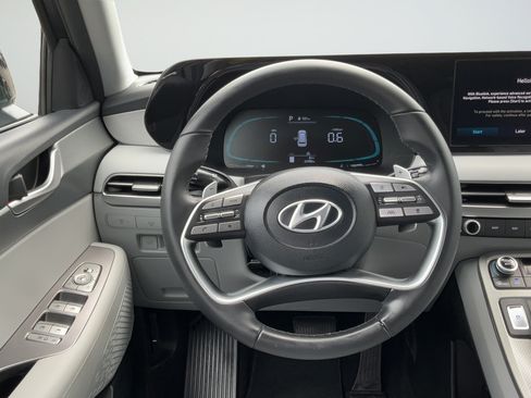 Used 2023 Hyundai Palisade SEL AWD/4WD image 15