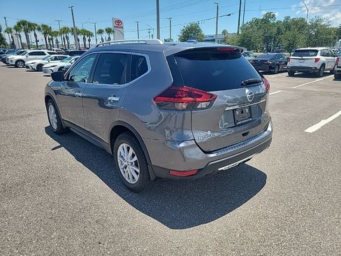 Used 2019 Nissan Rogue S w/ Special Edition Package FWD image 4