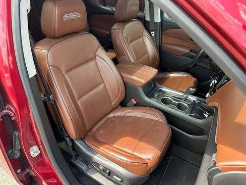 Used 2018 Chevrolet Traverse High Country AWD/4WD image 11