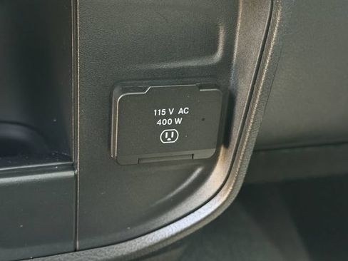 Used 2024 RAM 2500 Laramie AWD/4WD image 21