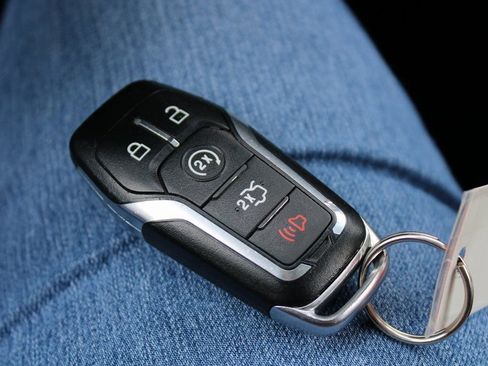 Used 2015 Ford Edge Sport w/ Equipment Group 401A image 9