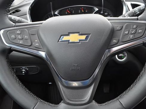 Used 2024 Chevrolet Equinox LT w/ LPO, Floor Liner Package FWD image 30
