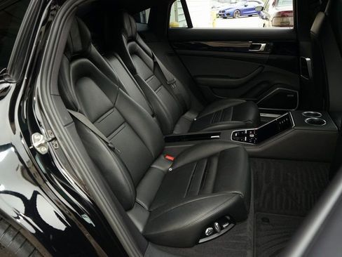 Used 2020 Porsche Panamera 4 Executive image 19