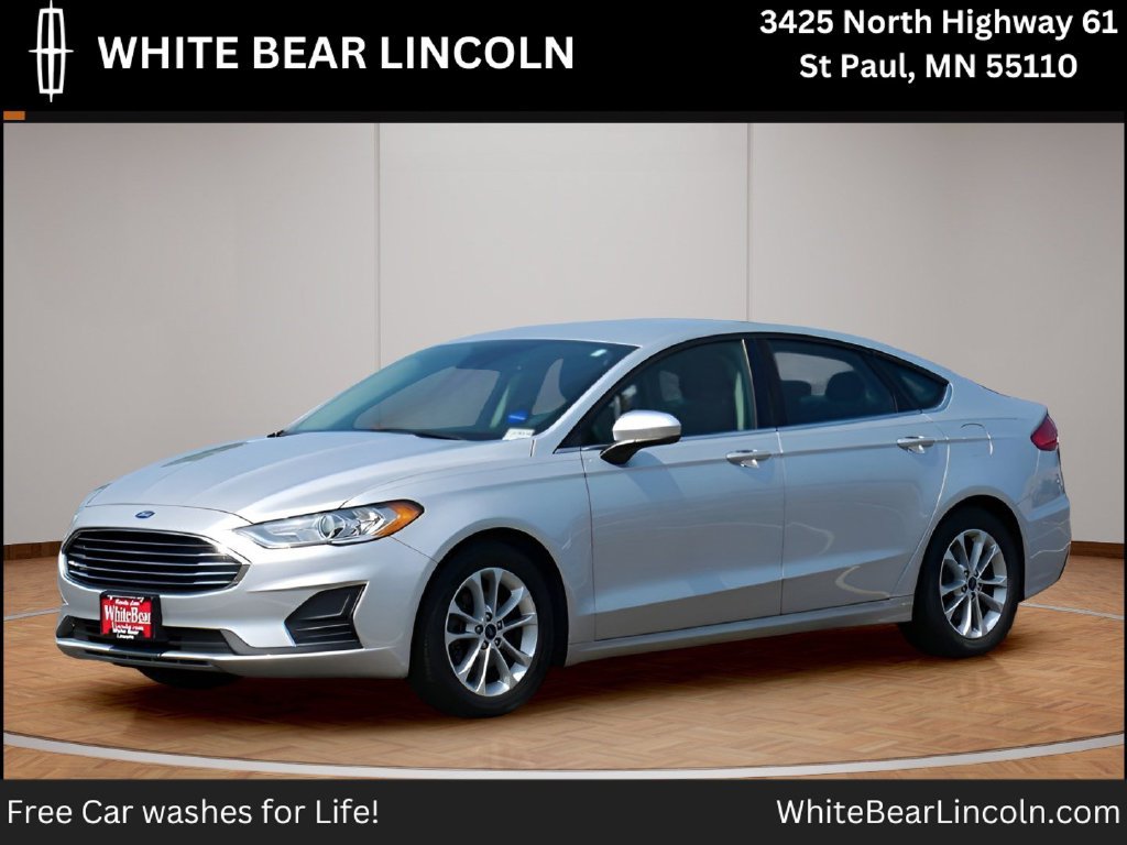Used 2019 Ford Fusion SE FWD image 1