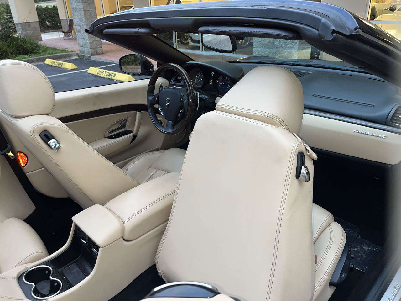 Used 2012 Maserati GranTurismo Convertible RWD image 39