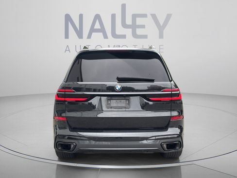 Used 2024 BMW X7 xDrive40i w/ M Sport Package AWD/4WD image 3