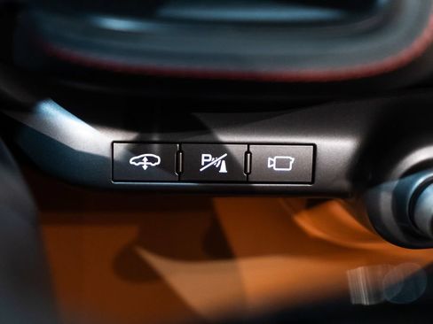 Certified 2023 Ferrari 812 GTS RWD image 39