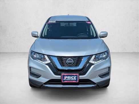Used 2018 Nissan Rogue S AWD/4WD image 2