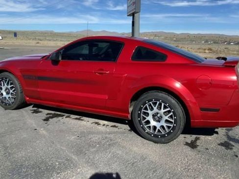 Used 2008 Ford Mustang GT image 6