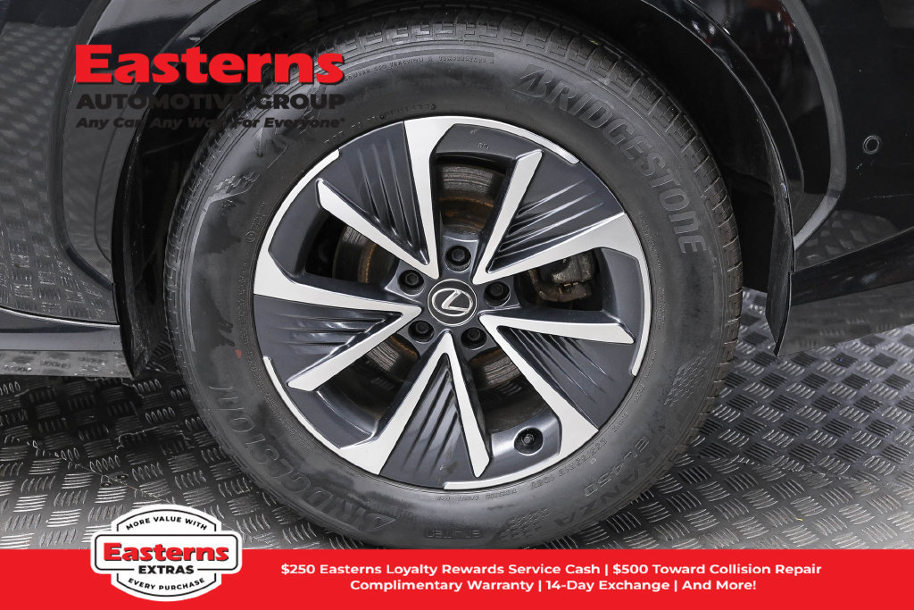 Used 2023 Lexus RZ 450e Premium w/ Technology Package AWD/4WD image 9
