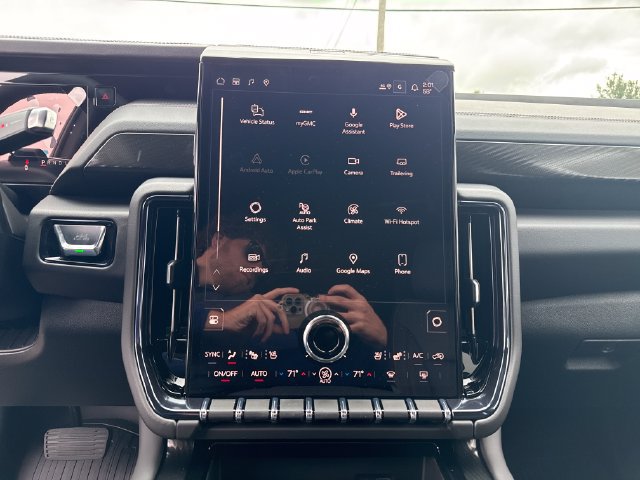 New 2027 GMC Yukon AT4 w/ AT4 Premium Plus Package AWD/4WD image 22
