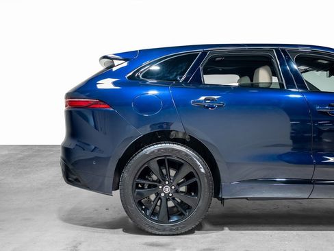 Used 2025 Jaguar F-PACE R-Dynamic S image 21