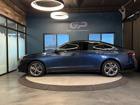 Used 2023 Honda Accord EX-L image 6