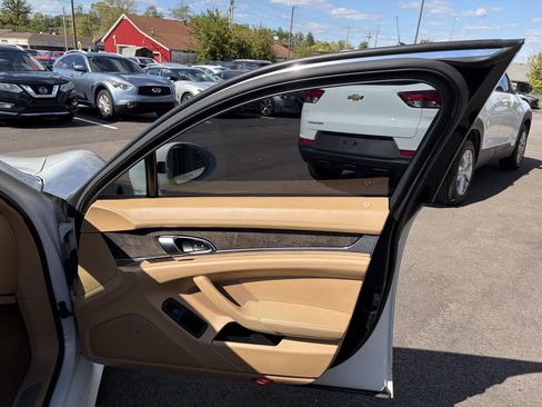 Used 2013 Porsche Panamera w/ Sport Chrono Pkg image 19