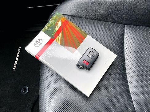 Used 2021 Toyota 4Runner Nightshade image 15